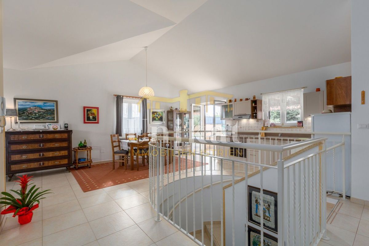 Hiša s čudovitim razgledom - Vižinada